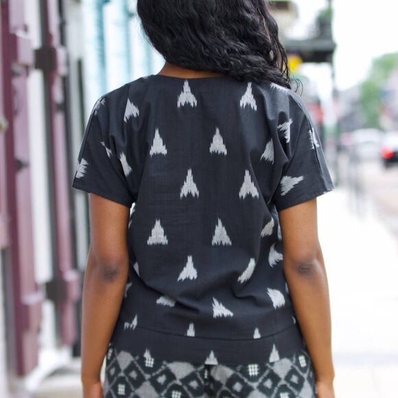 Fair Trade Genuine Ikat 100% Cotton Women's Shirt NWT 2XL / XXL Passion Lilie - Picture 2 of 11